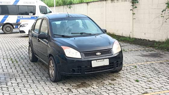 FORD FIESTA 1.6 MPI SEDAN 8V FLEX 4P MANUAL